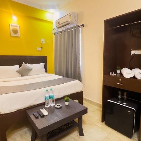 Hotel Candolim Aloft Екстериор снимка