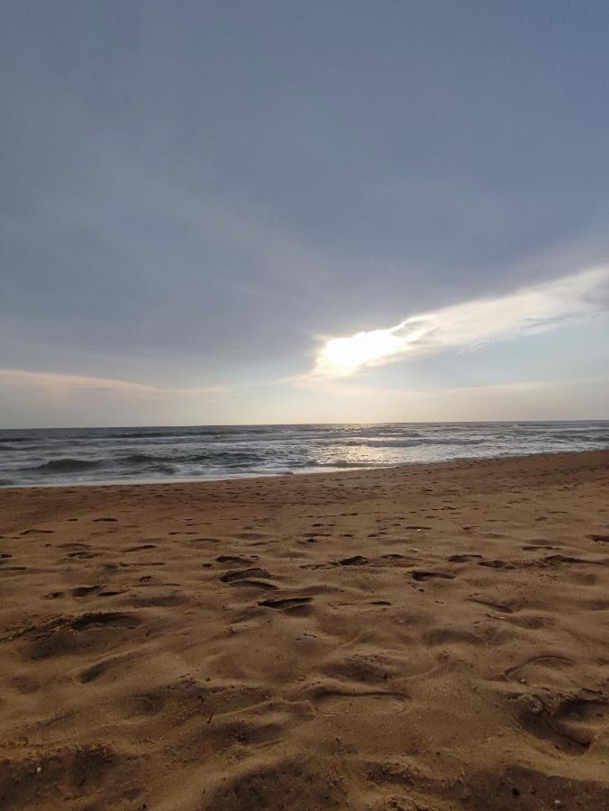 Hotel Candolim Aloft Екстериор снимка