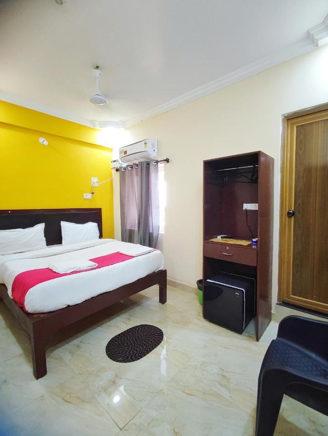 Hotel Candolim Aloft Екстериор снимка