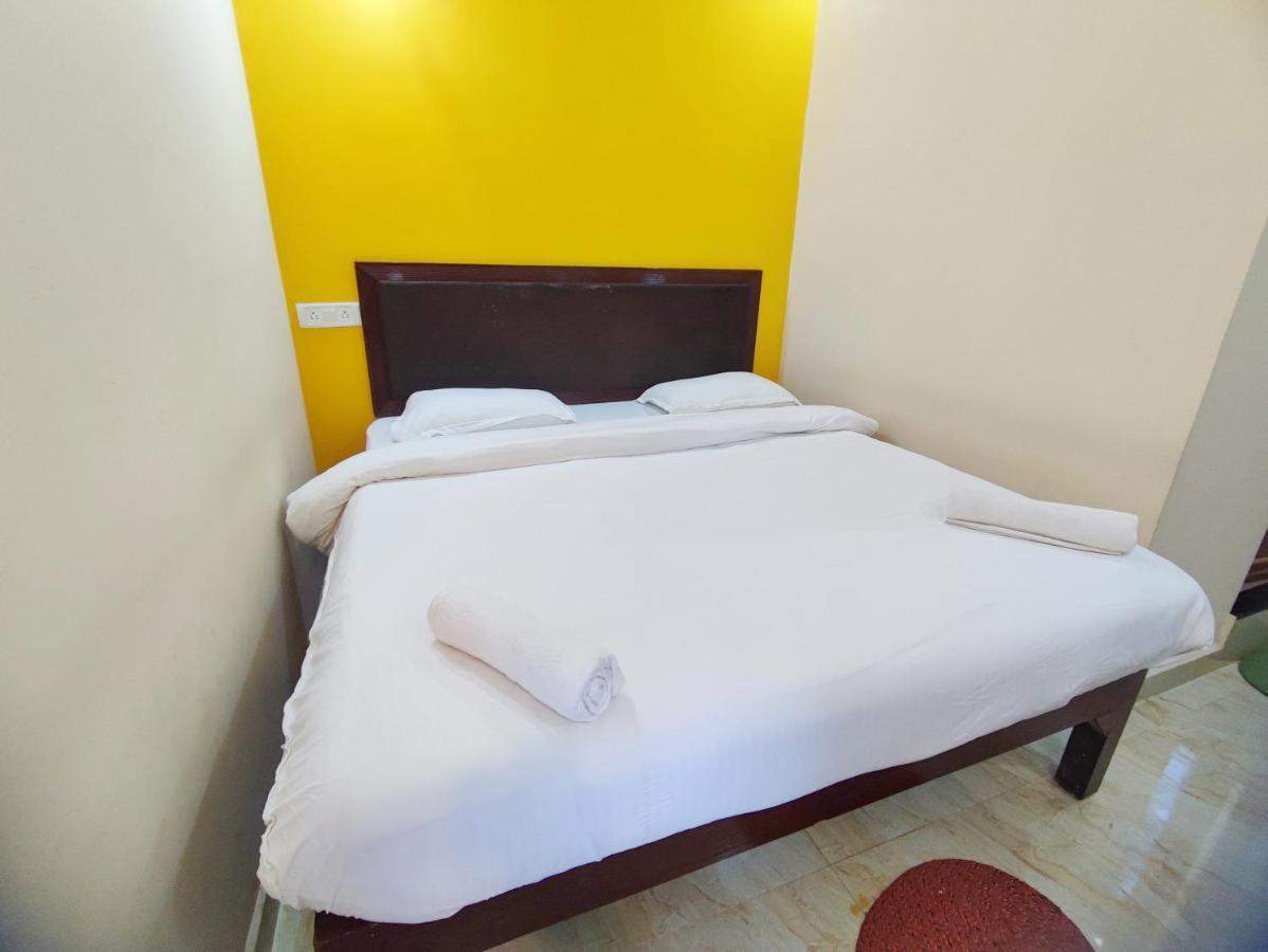 Hotel Candolim Aloft Екстериор снимка