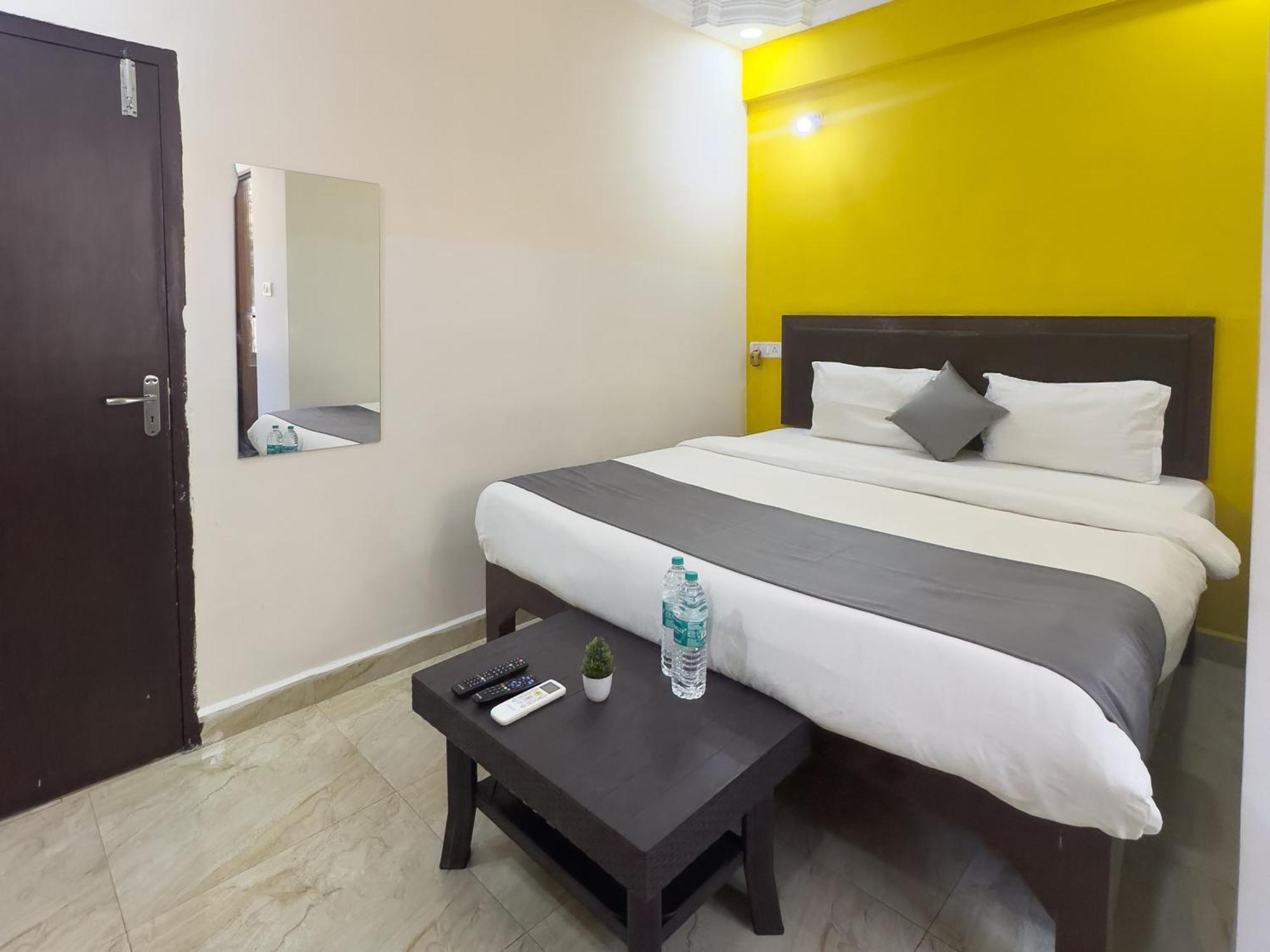 Hotel Candolim Aloft Екстериор снимка