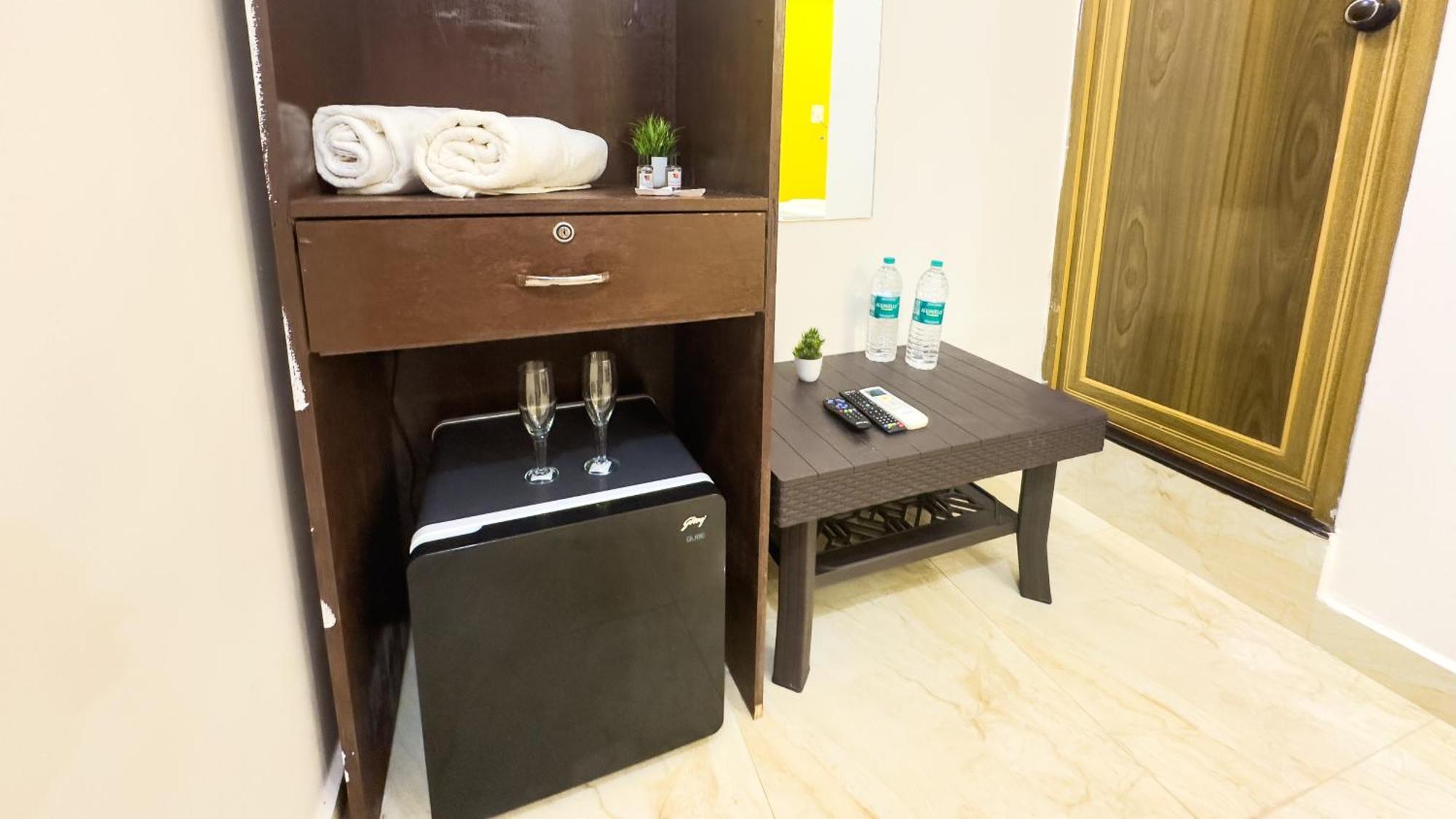 Hotel Candolim Aloft Екстериор снимка