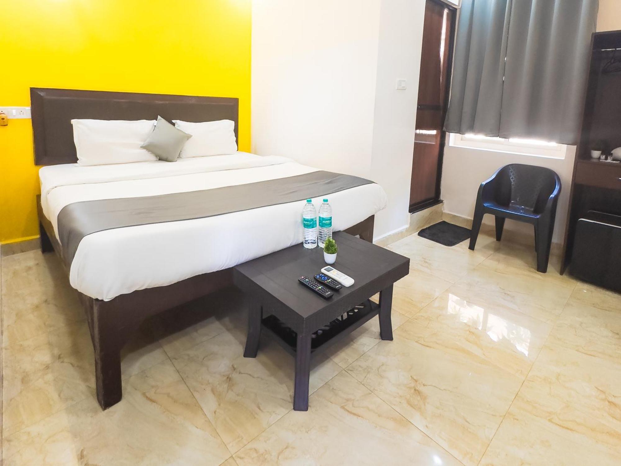 Hotel Candolim Aloft Екстериор снимка